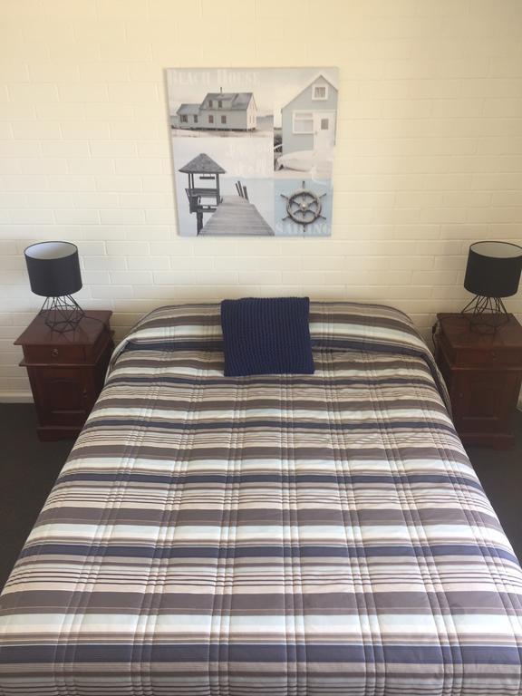 Intown Apartments Geraldton Extérieur photo