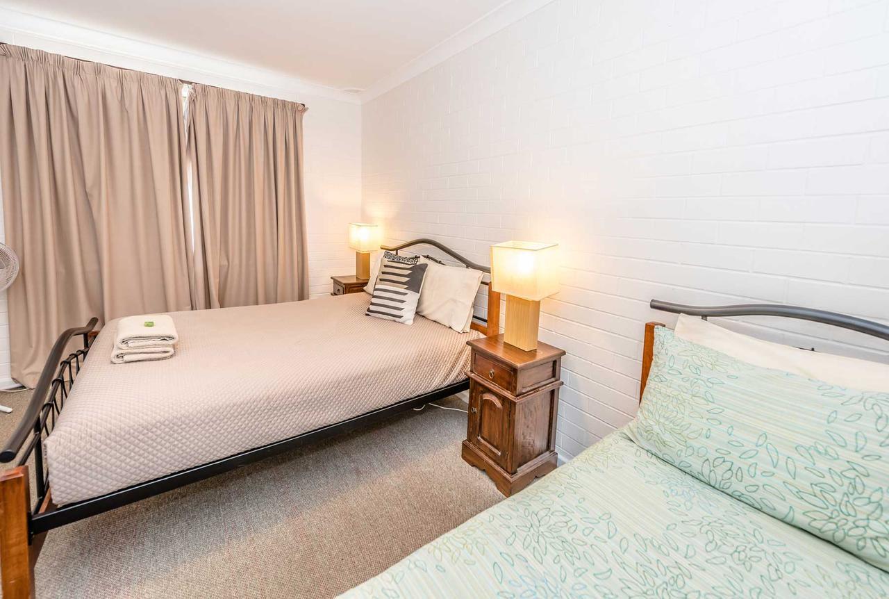 Intown Apartments Geraldton Extérieur photo