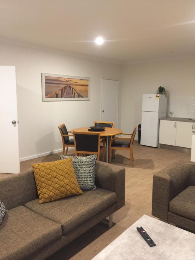 Intown Apartments Geraldton Extérieur photo